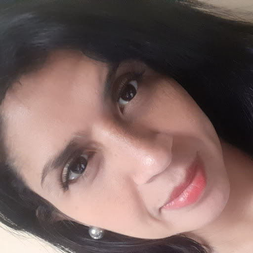 Elizabeth Cordero Photo 18