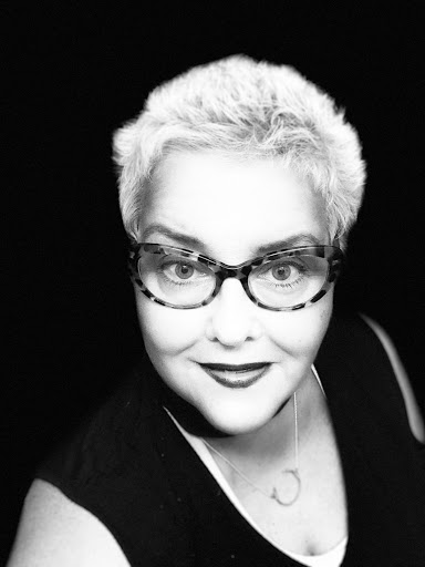 Lori Vaughan Photo 26