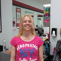 Angela Hicks Photo 19