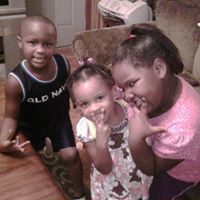 Helen Roberson Photo 17