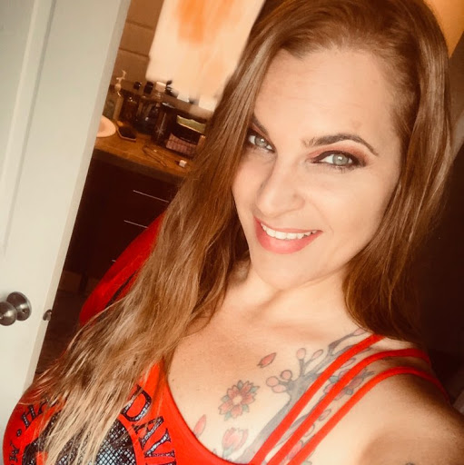 Laurie Griffin Photo 13