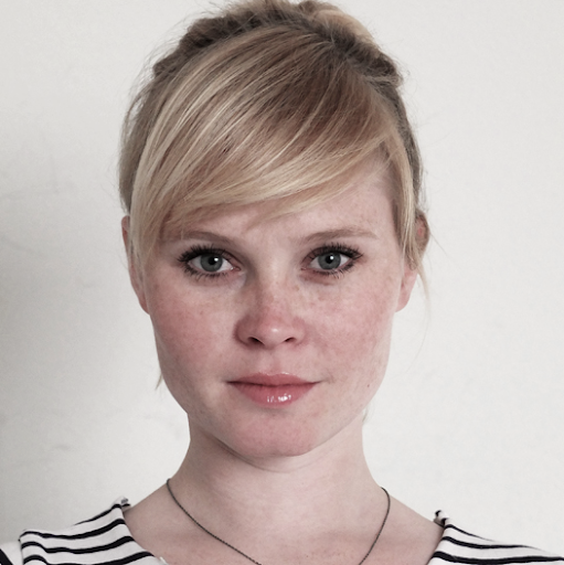 Julie Valentin Photo 9