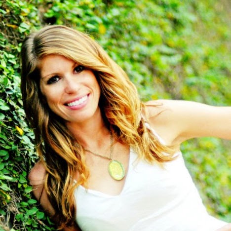 Stephanie Moody Photo 35