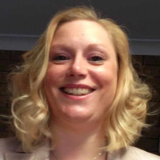 Stephanie Heard Photo 12