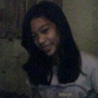 Julia Lorenz Photo 17