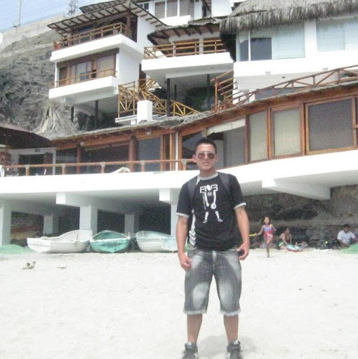 Jonathan Simon Photo 21