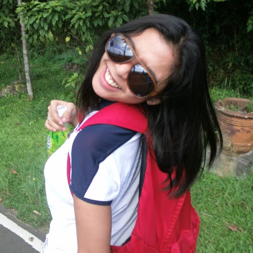 Kris Gomez Photo 17