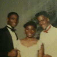 Robert Kelley Photo 17