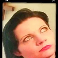 Sarah Riddell Photo 19