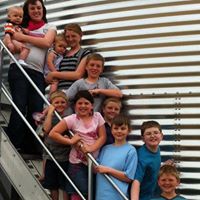 Karen Lind Photo 22