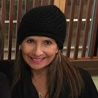 Michele Lane Photo 38