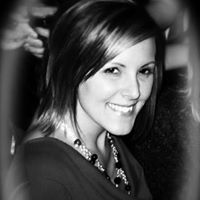 Angela Hutchens Photo 23