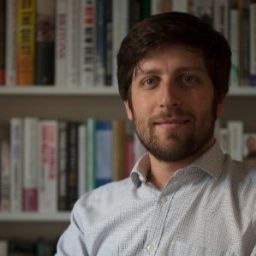 Roberto Robles Photo 16