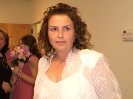 Kimberly Snyder Photo 10