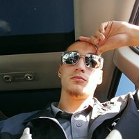 Brandon Valentine Photo 28