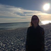 Elizabeth Barrett Photo 26