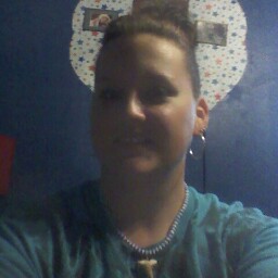 Michelle Bradshaw Photo 22
