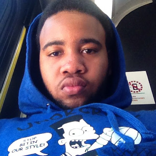 Clinton Lewis Photo 40