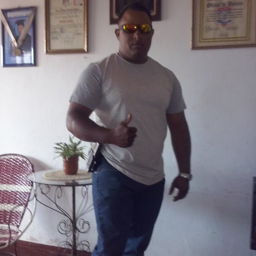 Dennis Sanchez Photo 32