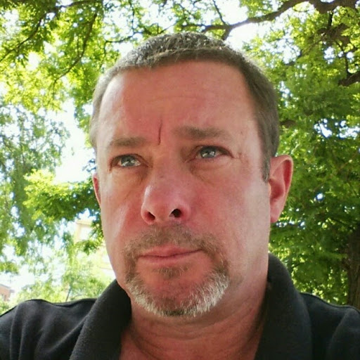 Robert Hollis Photo 16