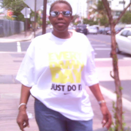 Sharon Floyd Photo 4