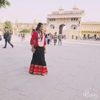 Rashmi Purohit Photo 1
