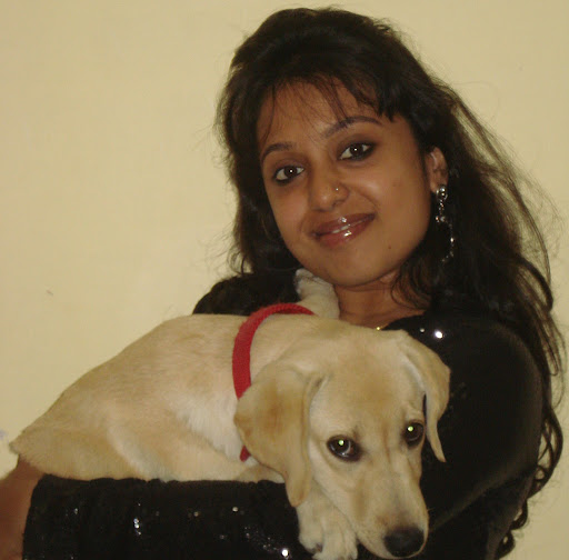 Sarah Mathew Photo 9