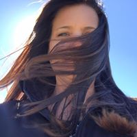 Tara Robbins Photo 15