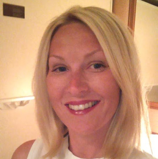 Lisa Hudson Photo 47