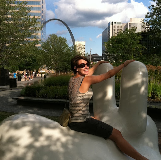 Emily Abbott Photo 19