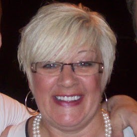 Caroline Buchanan Photo 17