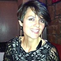 Julia Phelps Photo 14