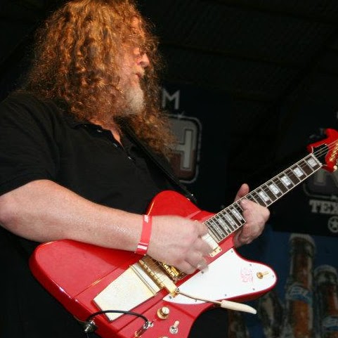 Bentley Knotts Photo 2