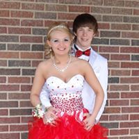 Michelle Schrader Photo 12