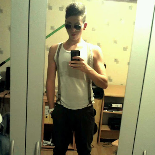 Robin Seeger Photo 5