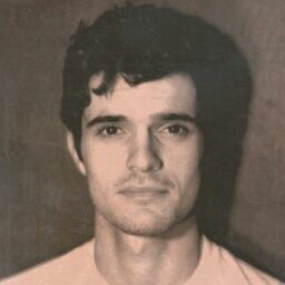 Aaron Lloyd Photo 12