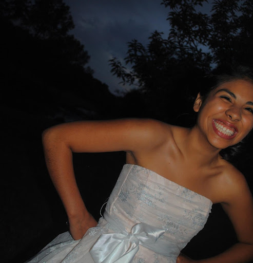 Isabel Martinez Photo 19