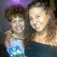 Ana Villavicencio Photo 15