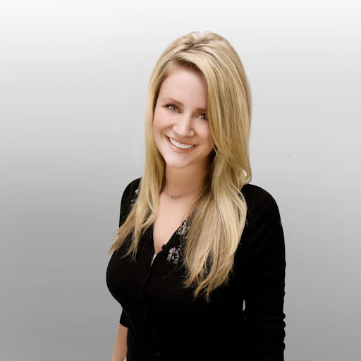 Sarah Cox Photo 42