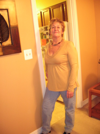 Linda Carlson Photo 37