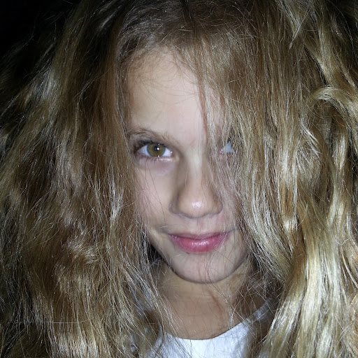 Barbara Phillips Photo 11