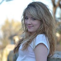 Kristina Sullivan Photo 24