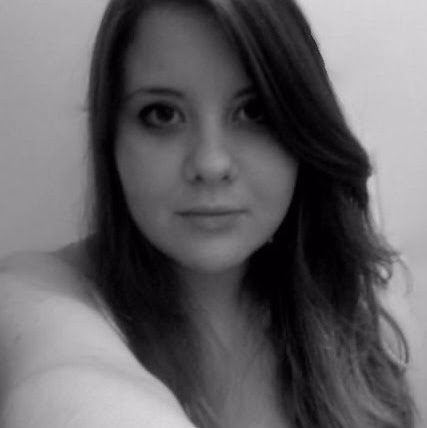 Vanessa Lucas Photo 15