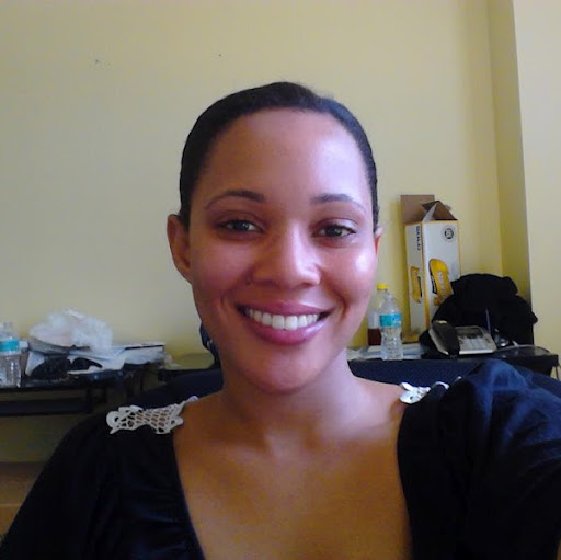 Tara Griffiths Photo 8