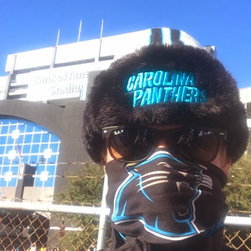 Devin Thomas Photo 42