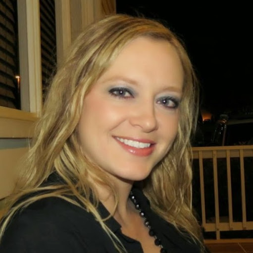 Christina Hedrick Photo 28
