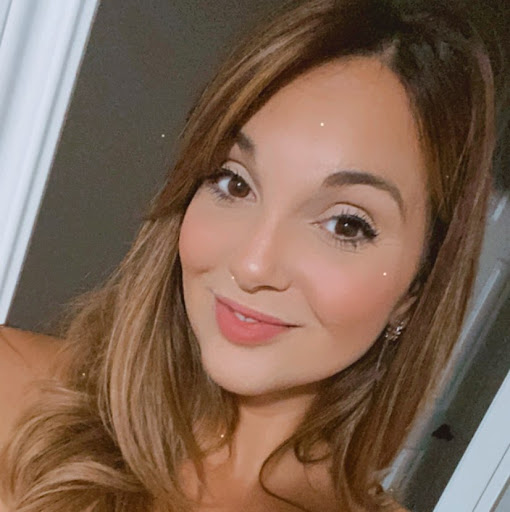 Victoria Valdez Photo 15