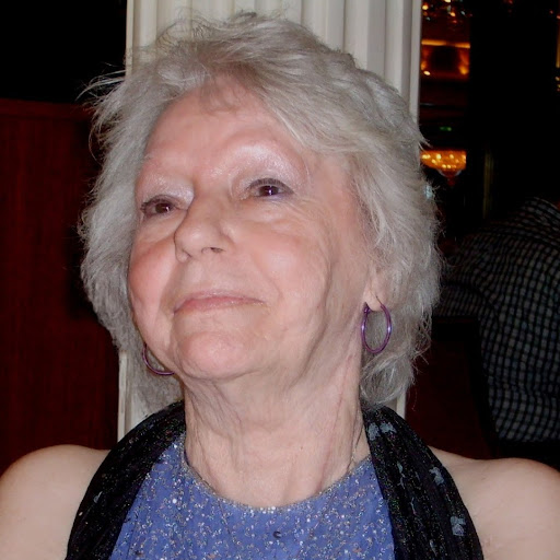 Dorothy Snow Photo 29