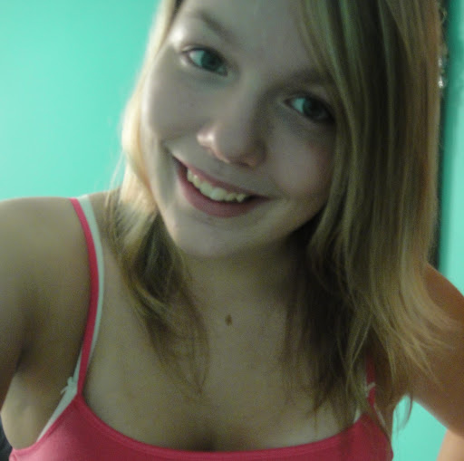 Holly Graham Photo 34 Holly Graham Photo 34