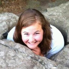 Sarah Drake Photo 15